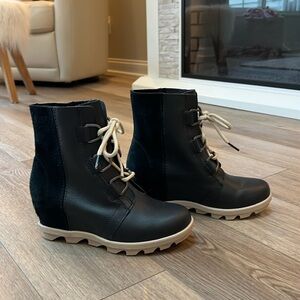 Sorel Black and Cream Combat Boots